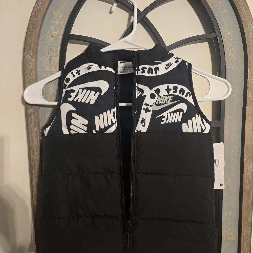 Nike Kids Black and White Graphic Vest